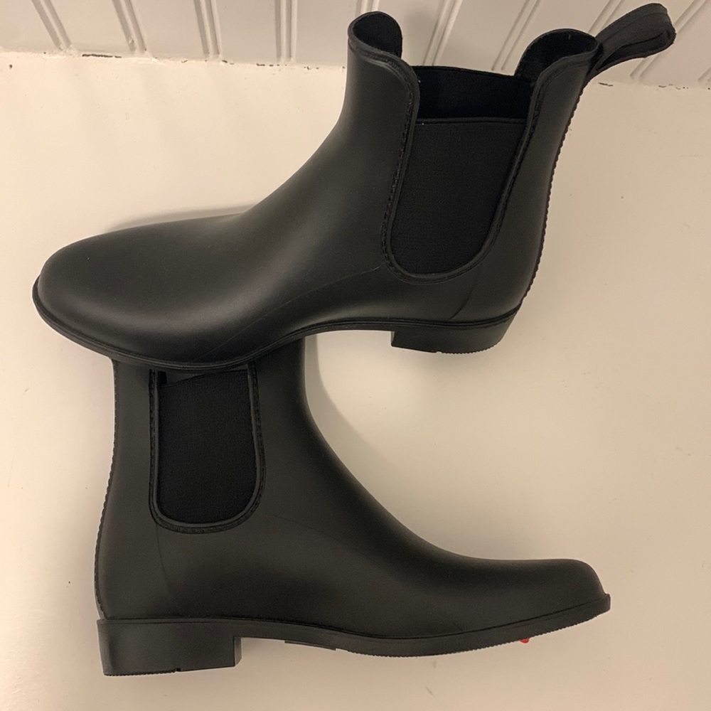 Storm by cougar black rain booties NEW